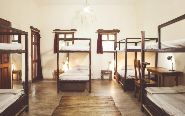somewhere nice - Hostel
