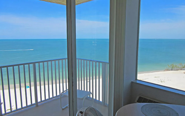 Estero Beach & Tennis #1103B