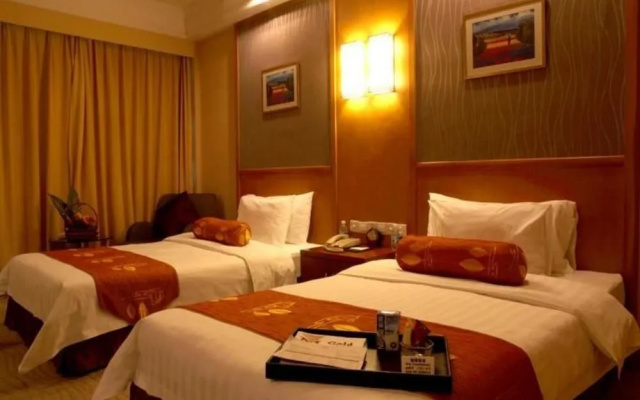 Qingdao Blue Horizon Marina Gold Hotel