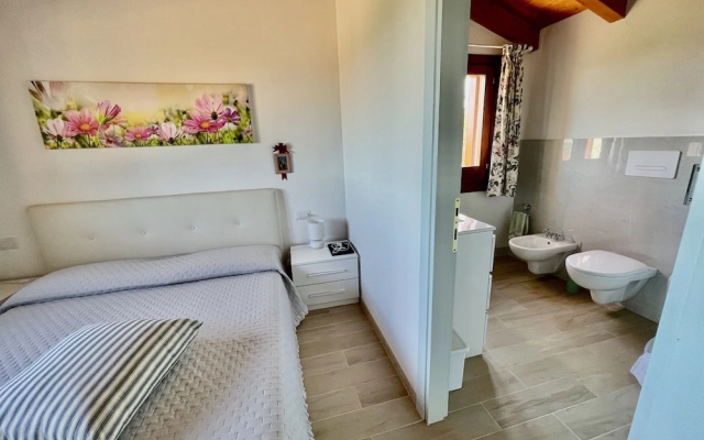Villa Fiori with pool by Wonderful Italy