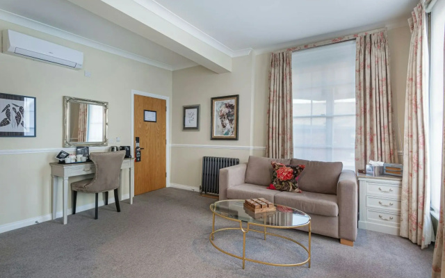 The White Horse Hotel, Romsey, Hampshire