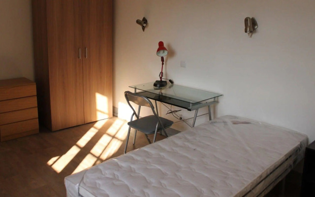 Be Coimbra Hostels