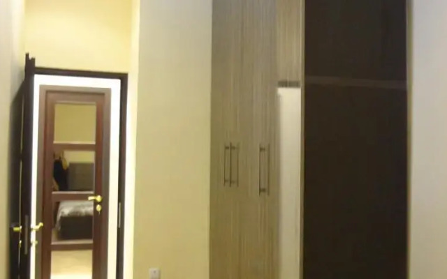 Modern Komitas Flat