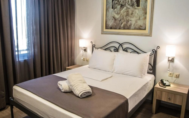 Argo Hotel