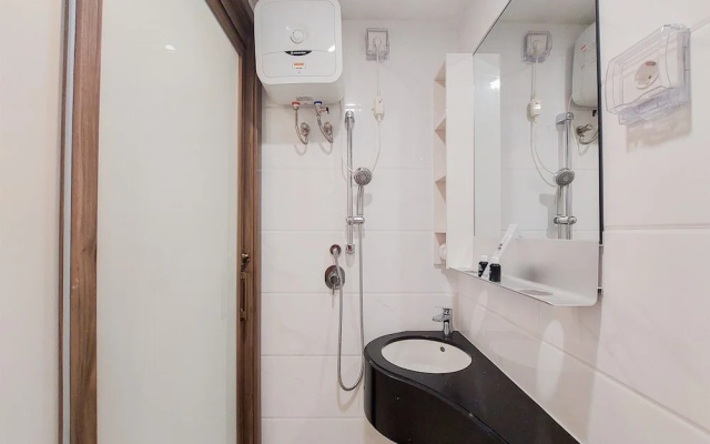 Cozy Living And Warm Studio Sky House Bsd Apartment