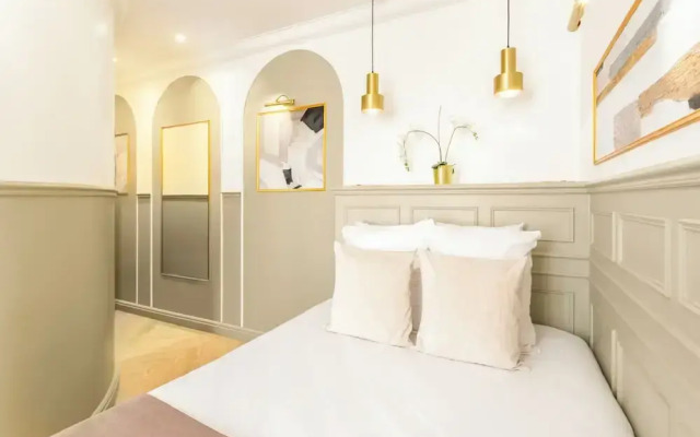 Merveil Luxury Suite - Louvre Rousseau