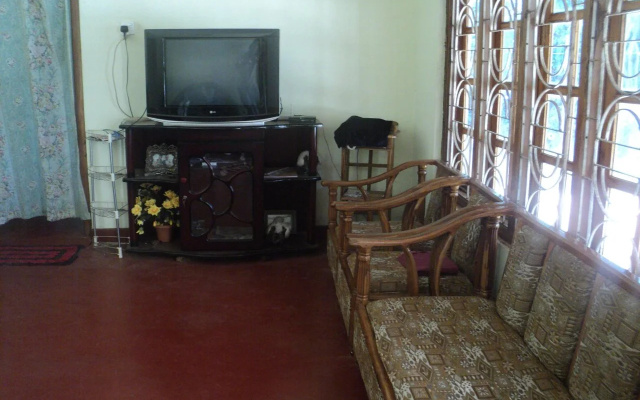 Cannel Side Guest House