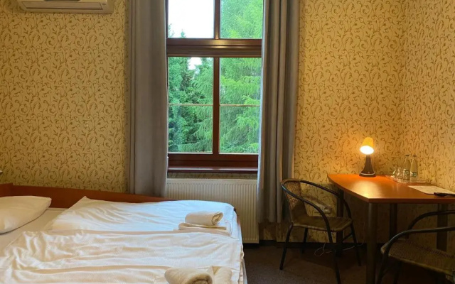 Hotel Castle***