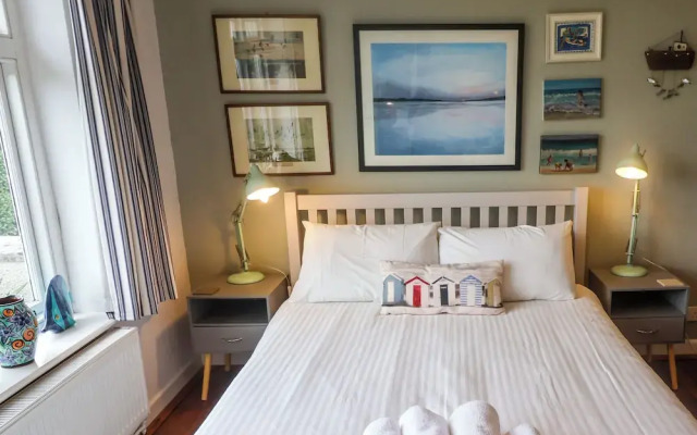 The Apartment at Queen Anne's Lodge