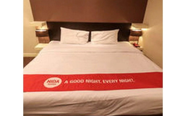 Nida Rooms New Petchburi Perspective at The Green Bells