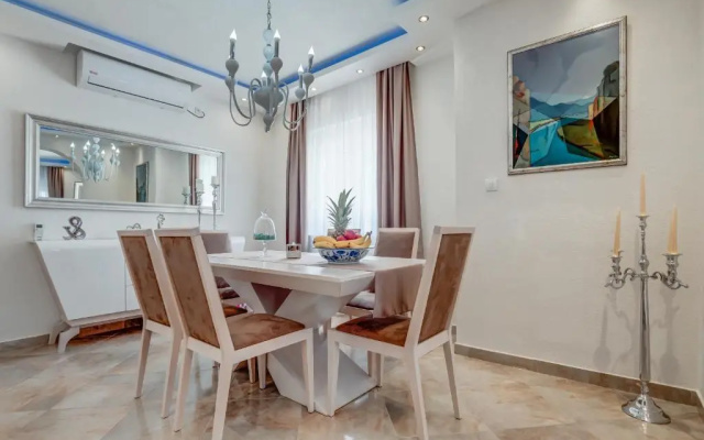 Villa Mina