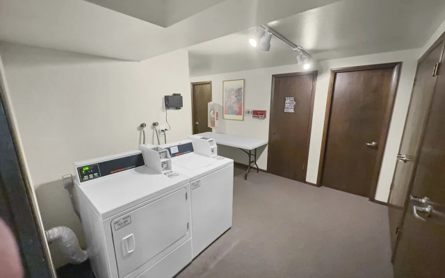 Cc19 Chateau Claire 2 Bedroom Condo by RedAwning
