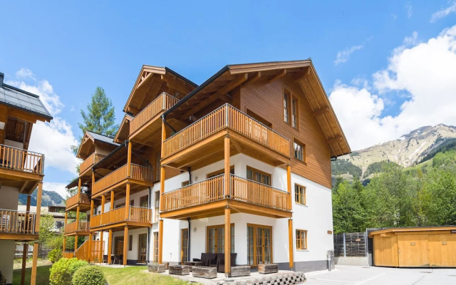 Stunning Apartment in Rauris by the Forest