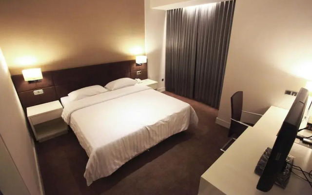 Grand Kecubung Hotel
