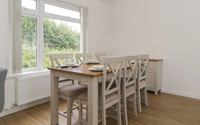Harcombe House Accessible Pet Free Bungalow Sleeps 5