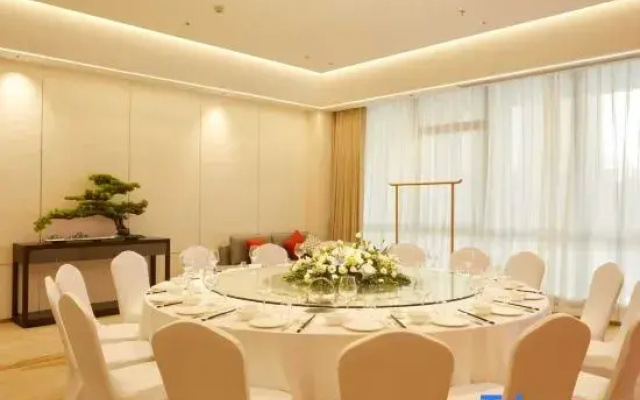 Jinglan Hotel Yinchuan Lanshan Valley