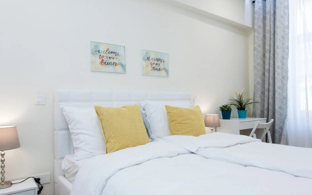 Luxury Main Square Apartments