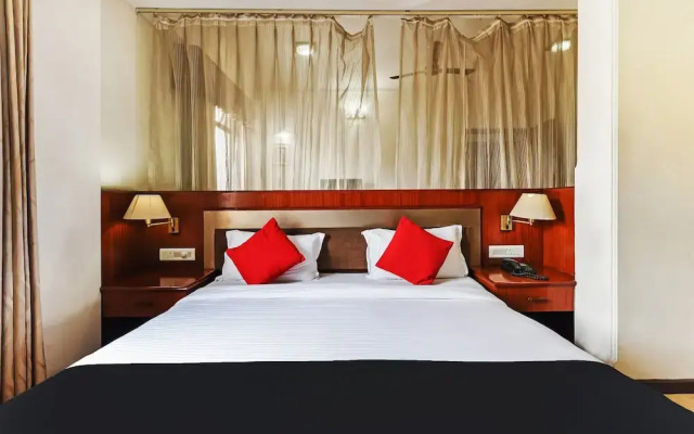 Capital O 18514 Hotel Royal Empire