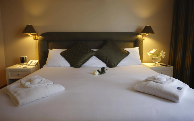 Suites del Bosque Hotel