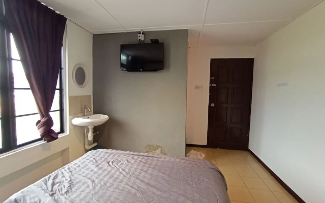 Hotel O Grand Vista