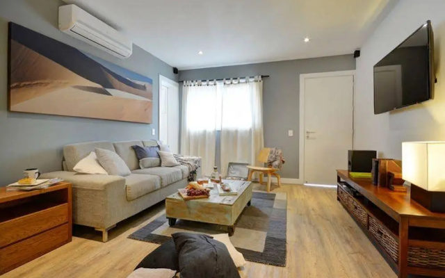 Oasis Suites