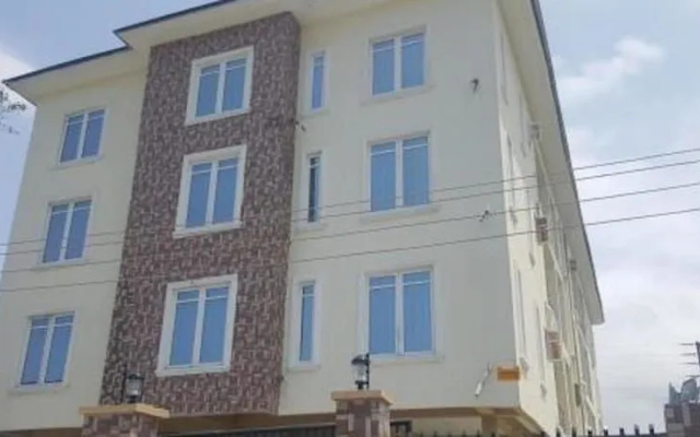 Cristabol Apartments