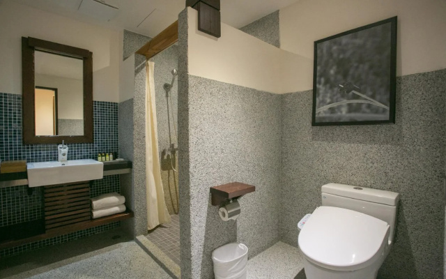 Tsuwu Hot Spring Hotel