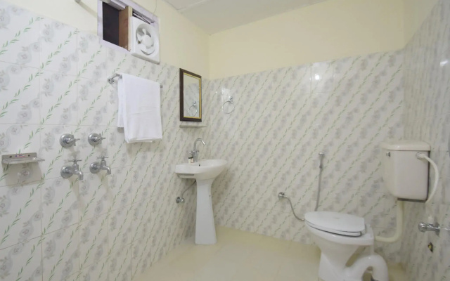 OYO 12157 Hotel Annapurna Guest House