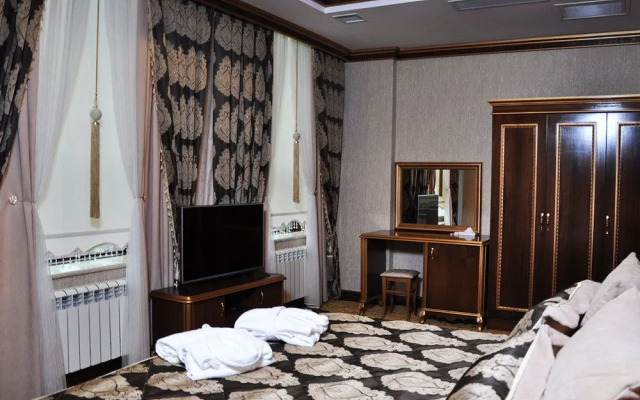 Отель Joyy Hotel & Spa