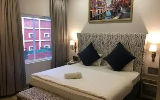 Hotel Posh