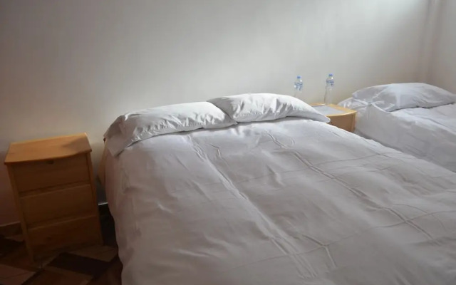 Hostal Apu Qhawarina