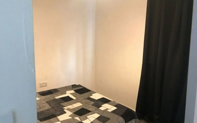 Immaculate 1-bed Apartment in Stoke-on-trent