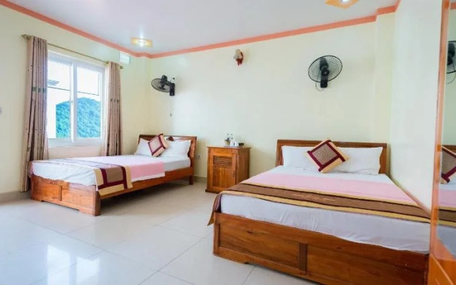 Manh Vuong Hotel