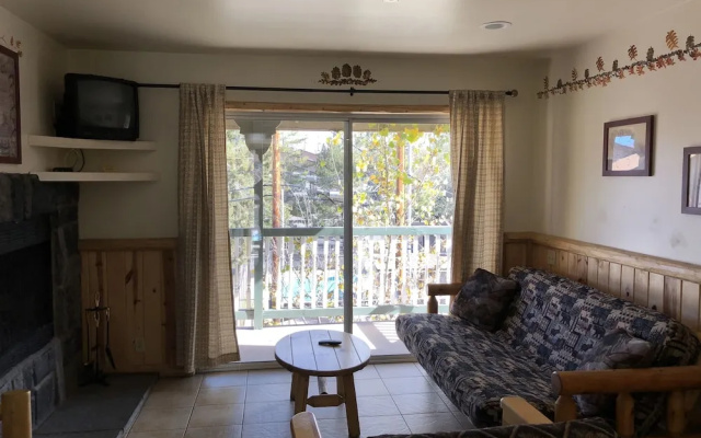 Rodeway Inn & Suites Fireside Lodge