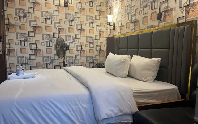 Ice Suites