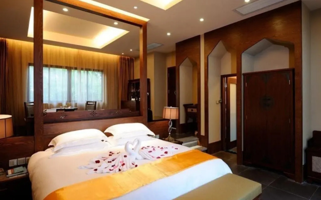 Regalia Resort & SPA