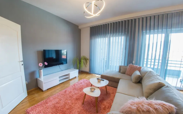 Luxury Apartment Infinity