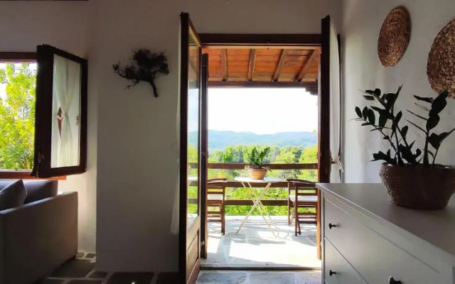 Lithos Residence