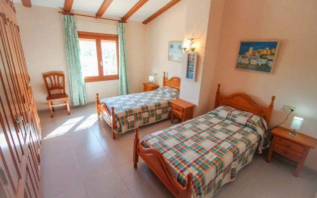 Finca Palacios - comfortable holiday accommodation in Benissa