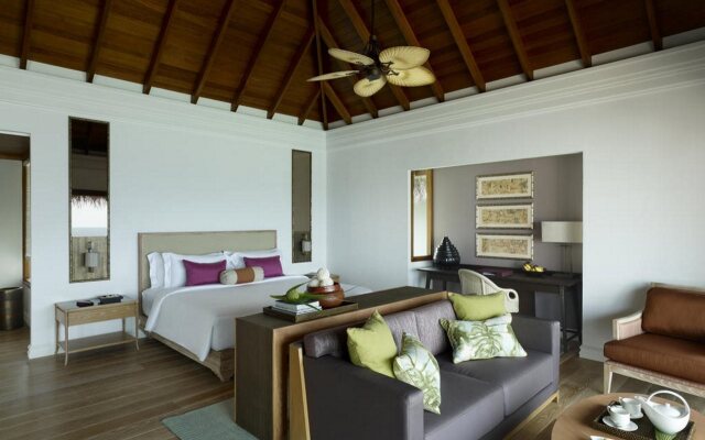 Курорт Dusit Thani Maldives