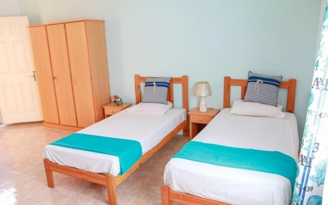 The Palm Tree Garden Hotel