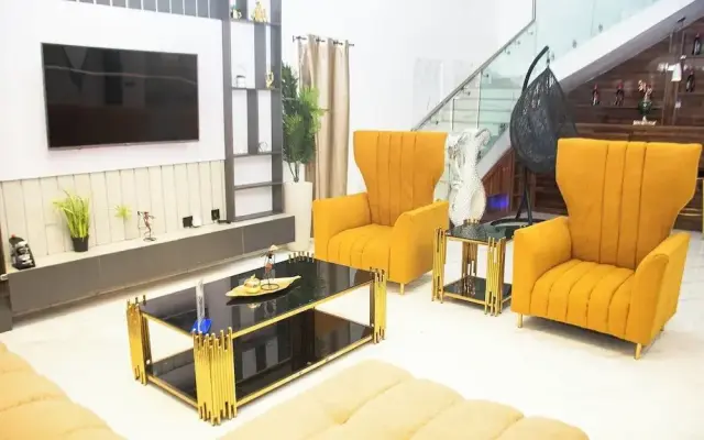 Triple J's Apartment