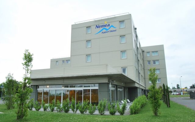 Отель Nemea Appart'Hotel Toulouse Saint-Martin Франция, Тулуза - отзывы, цены и фото номеров - забронировать отель Nemea Appart'Hotel Toulouse Saint-Martin онлайн вид на фасад