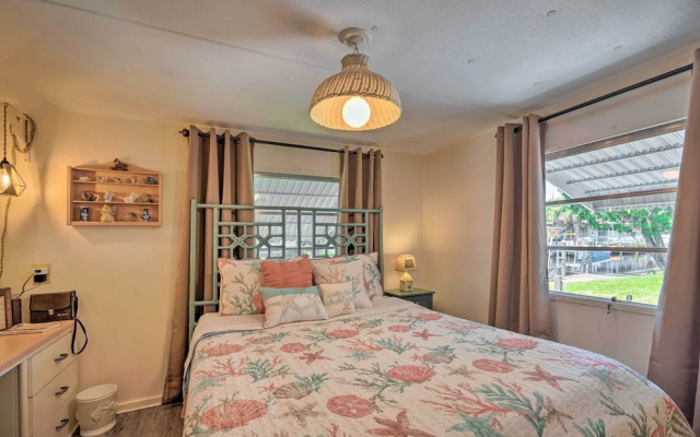 Homosassa Retreat w/ Sunroom & Canal Views!