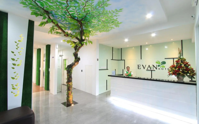 Evan Hotel