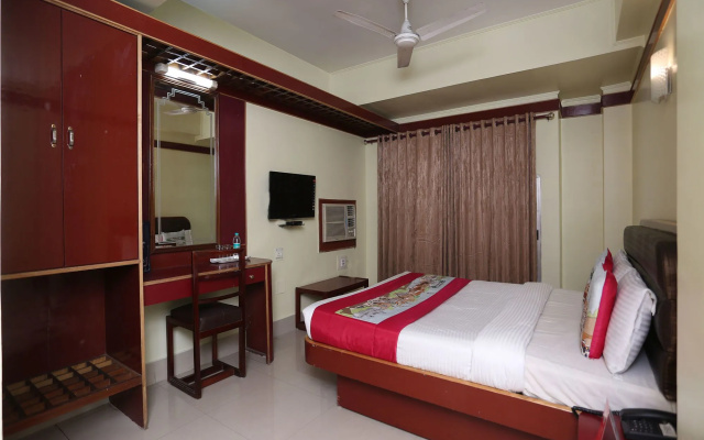 Collection O 4793 Hotel President