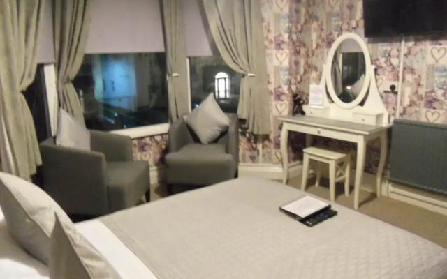 Sefton Hotel