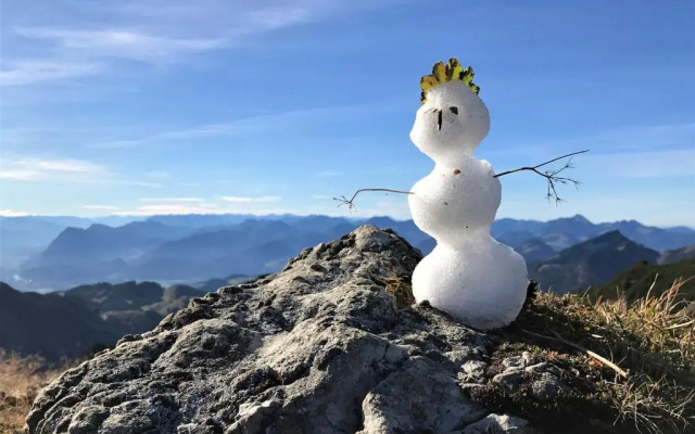 große Fewo im Alpen-Landhaus zwischen See, Berg und Bach