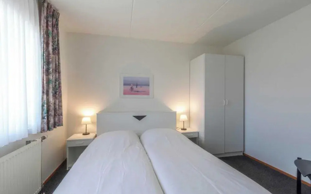Beach Apartment 5 for 4 Guests in Callanstoog
