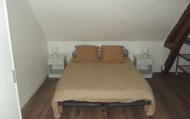 Le Domaine de Jaugy - Hostel